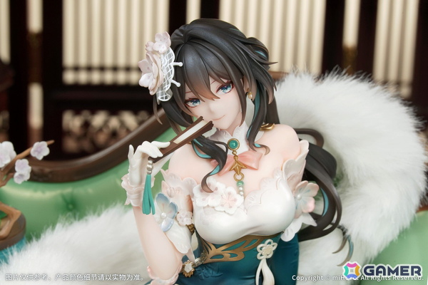 「崩壊：スターレイル」ルアン・メェイ 紙上に咲く雪梅Ver.が1/7スケールフィギュアで登場！ソファにもたれ、扇子を軽く手にした優雅なひとときを楽しむ姿を立体化の画像2