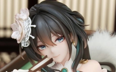 「崩壊:スターレイル」ルアン・メェイ 紙上に咲く雪梅Ver.が1/7スケールフィギュアで登場!ソファにもたれ、扇子を軽く手にした優雅なひとときを楽しむ姿を立体化