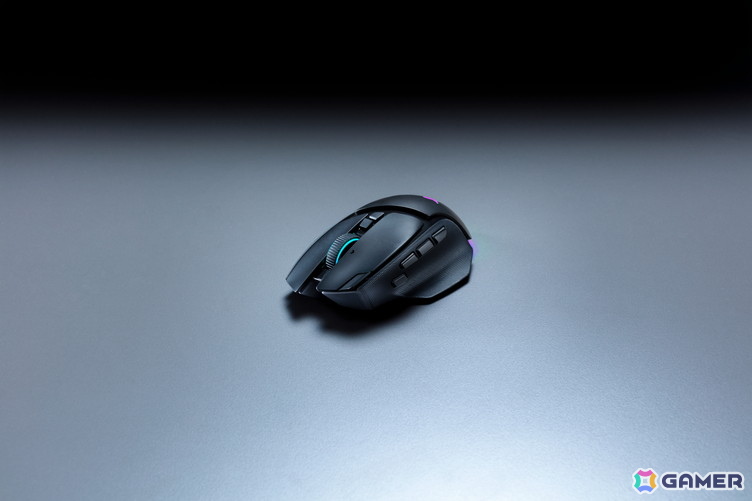 Razer「Basilisk V4 Pro」11月に日本発売!最大8,000Hz&50,000DPI対応、価格は27,980円の画像
