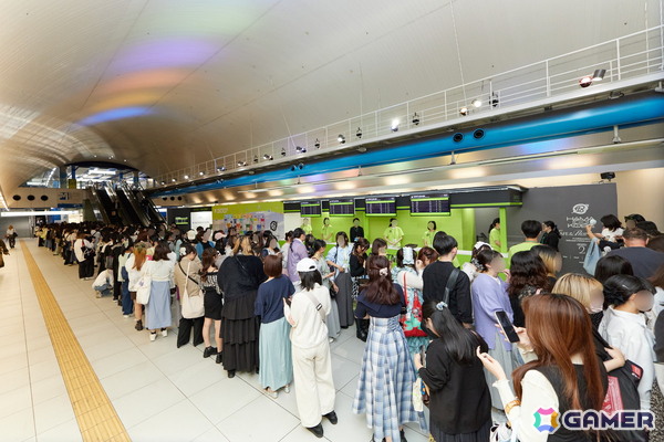 「18TRIP」みなとみらい駅に空港風ブースが登場！区長30人の全身パネルやSeason1を振り返るー現地レポートが公開の画像12