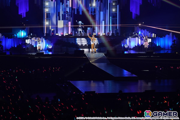 「プロセカ6th感謝祭」DAY1レポート！ミクたちの必殺技（？）が繰り出された朗読劇やソロ歌唱、ワールドリンクイベント楽曲も披露されたライブステージで盛り上がるの画像42
