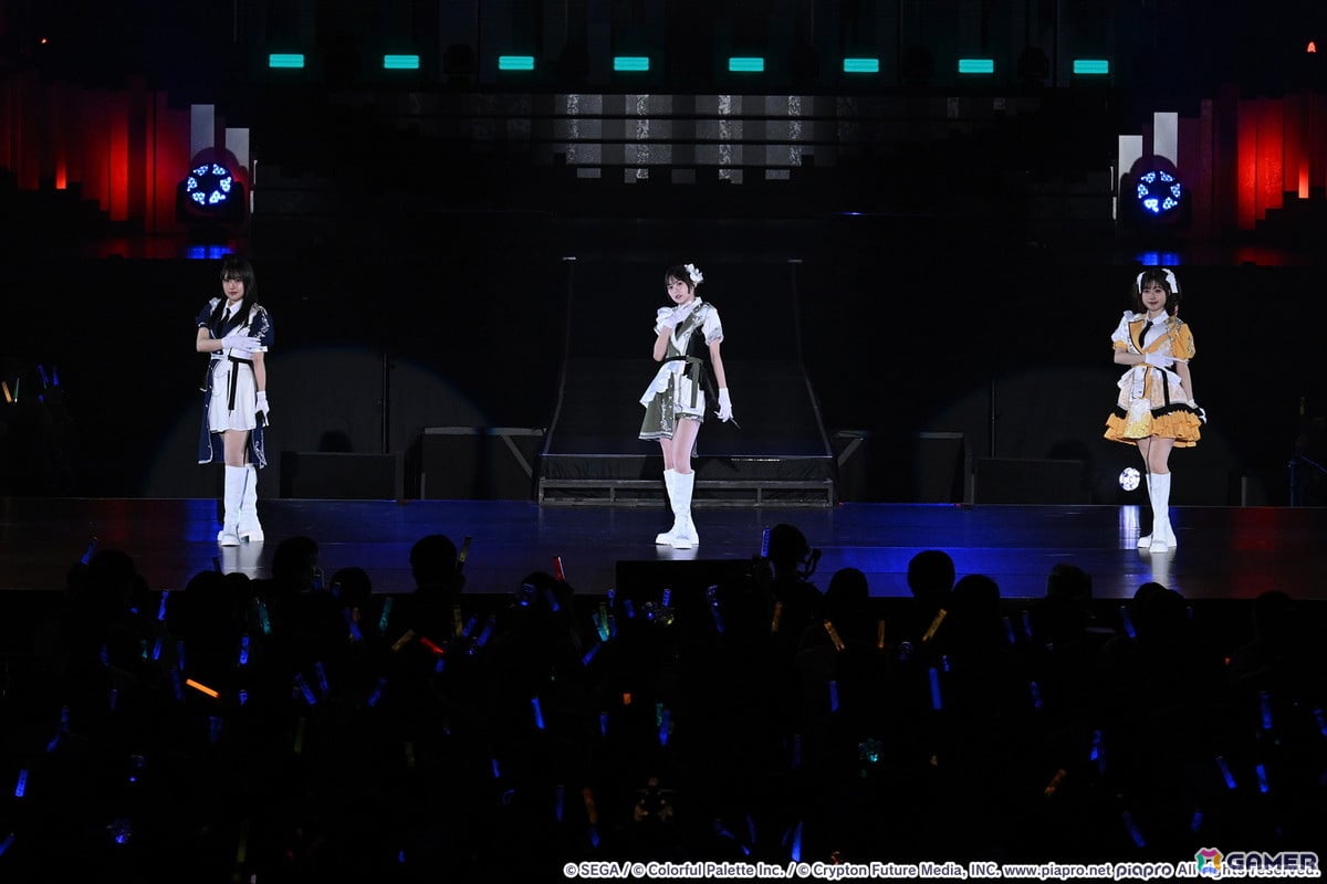 「プロセカ6th感謝祭」DAY1レポート!ミクたちの必殺技(?)が繰り出された朗読劇やソロ歌唱、ワールドリンクイベント楽曲も披露されたライブステージで盛り上がるの画像
