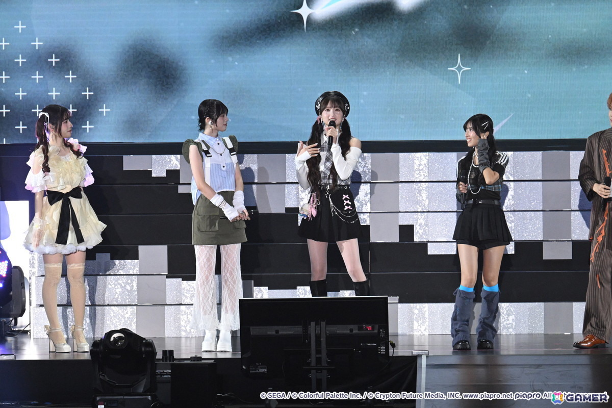 「プロセカ6th感謝祭」DAY1レポート!ミクたちの必殺技(?)が繰り出された朗読劇やソロ歌唱、ワールドリンクイベント楽曲も披露されたライブステージで盛り上がるの画像