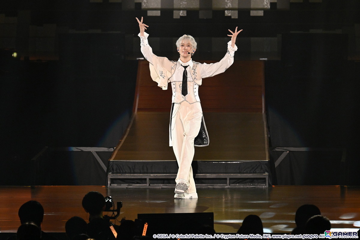 「プロセカ6th感謝祭」DAY1レポート!ミクたちの必殺技(?)が繰り出された朗読劇やソロ歌唱、ワールドリンクイベント楽曲も披露されたライブステージで盛り上がるの画像