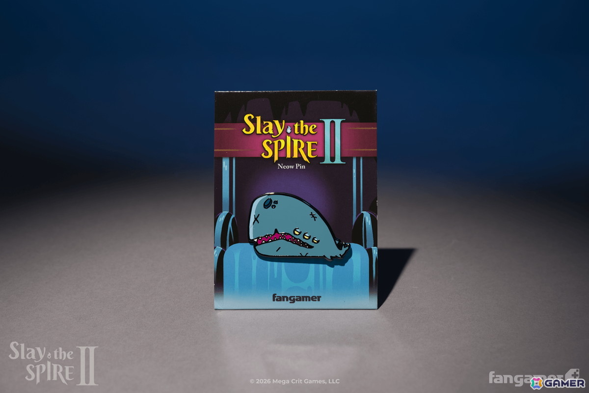 「Slay the Spire 2」とオフィシャルコラボレーションしたデスクマット・ロングスリーブTシャツ・ピンバッジが販売!の画像