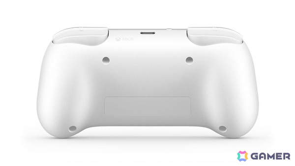 XBOX史上最小となる「XBOX Nano コントローラー」が11月に発売!コンパクトながらもゲームプレイに必要なボタンを全て搭載の画像
