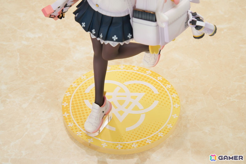 「ブルアカ」補習授業部のヒフミが1/7スケールフィギュア化！かわいらしいペロロのリュックを背負った姿で登場の画像