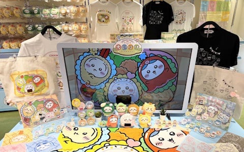 「ちいぽけ」公式グッズ第4弾の販売が行われるポップアップストアのフォトレポートが到着！お店屋さんとお弁当モチーフのグッズがずらり