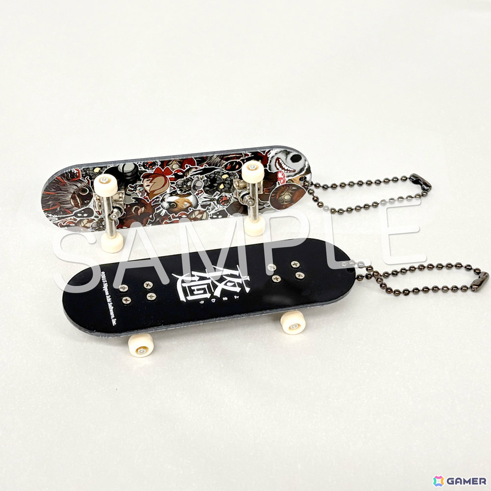 「ほの暮しの庭」&「夜廻」シリーズの新グッズが発売!ラメグリッター入りのオイルが輝くキーホルダーなどがラインナップの画像
