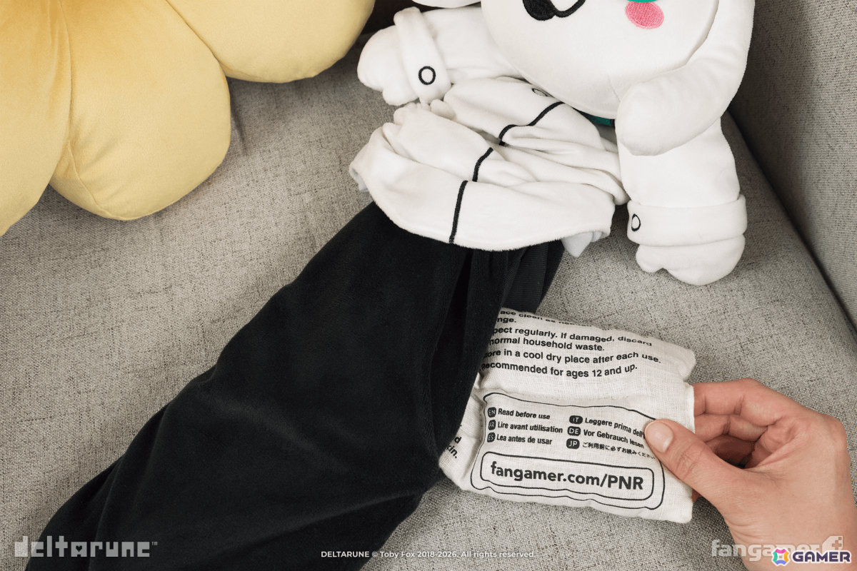 「DELTARUNE」ジャックシュタインのぬいぐるみやフラウリィのタペストリーセットなど公式グッズ4点が販売開始!の画像