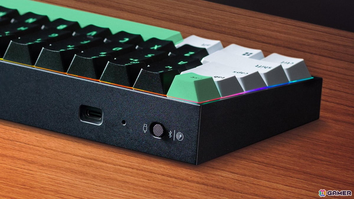 Razerの65%ゲーミングキーボード「Reclusa Mini 65%」発表!0.1mmから調整可能な磁気スイッチと3種類の接続方式を採用の画像