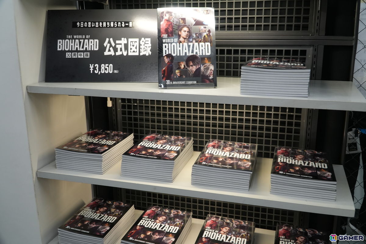 「THE WORLD OF BIOHAZARD 30周年展」はキャラクターの立像や貴重な資料を通してバイオの世界観を体感できる!狩野英孝さんと森川智之さんによるトークショーもの画像
